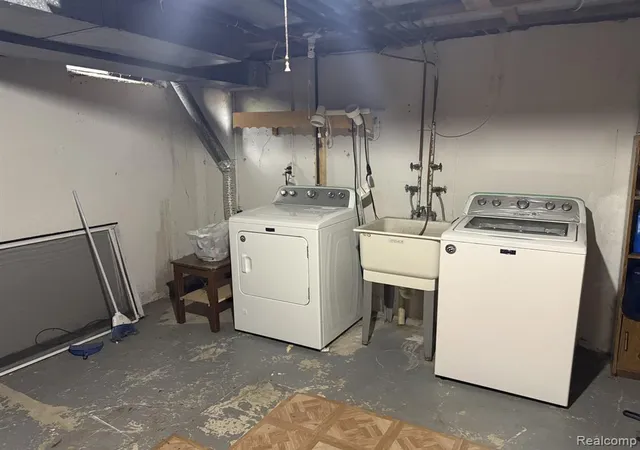 14th image of 14804 El Dorado Ter #22, Troy, MI 48088 | MLS# 61006277