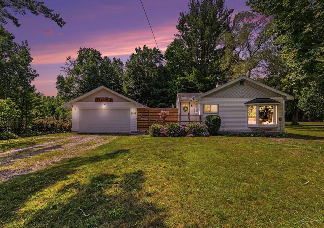 1st image of 2554 E Ashby Rd, Midland, MI 48640 | MLS# 50217551