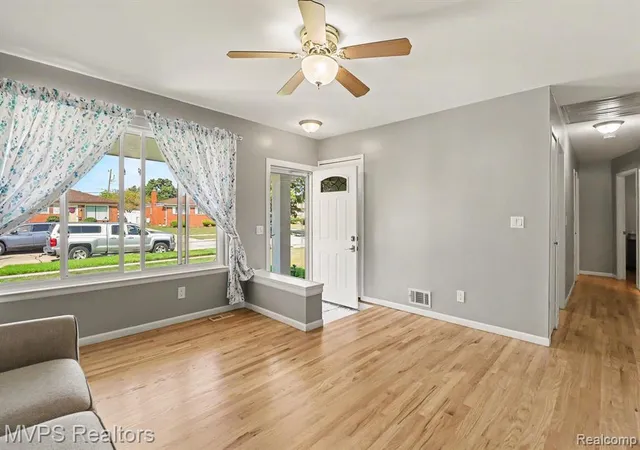 Photo 2 of Sale Pending at 32358 Gloede Dr, Warren, MI 48088 1523 | MLS# 61024417 | Listing updated on 2026-09-03