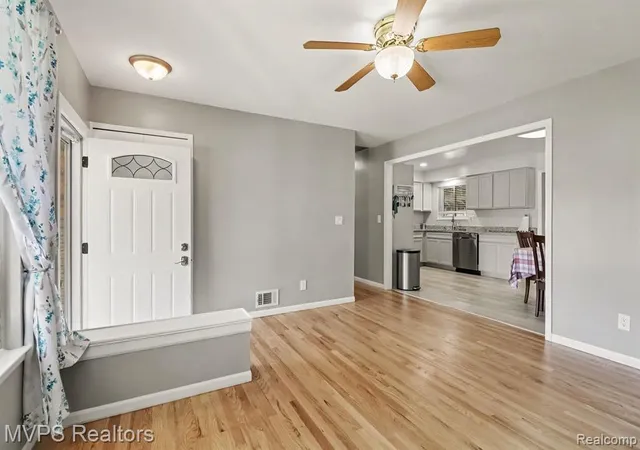Photo 3 of Sale Pending at 32358 Gloede Dr, Warren, MI 48088 1523 | MLS# 61024417 | Listing updated on 2026-09-03
