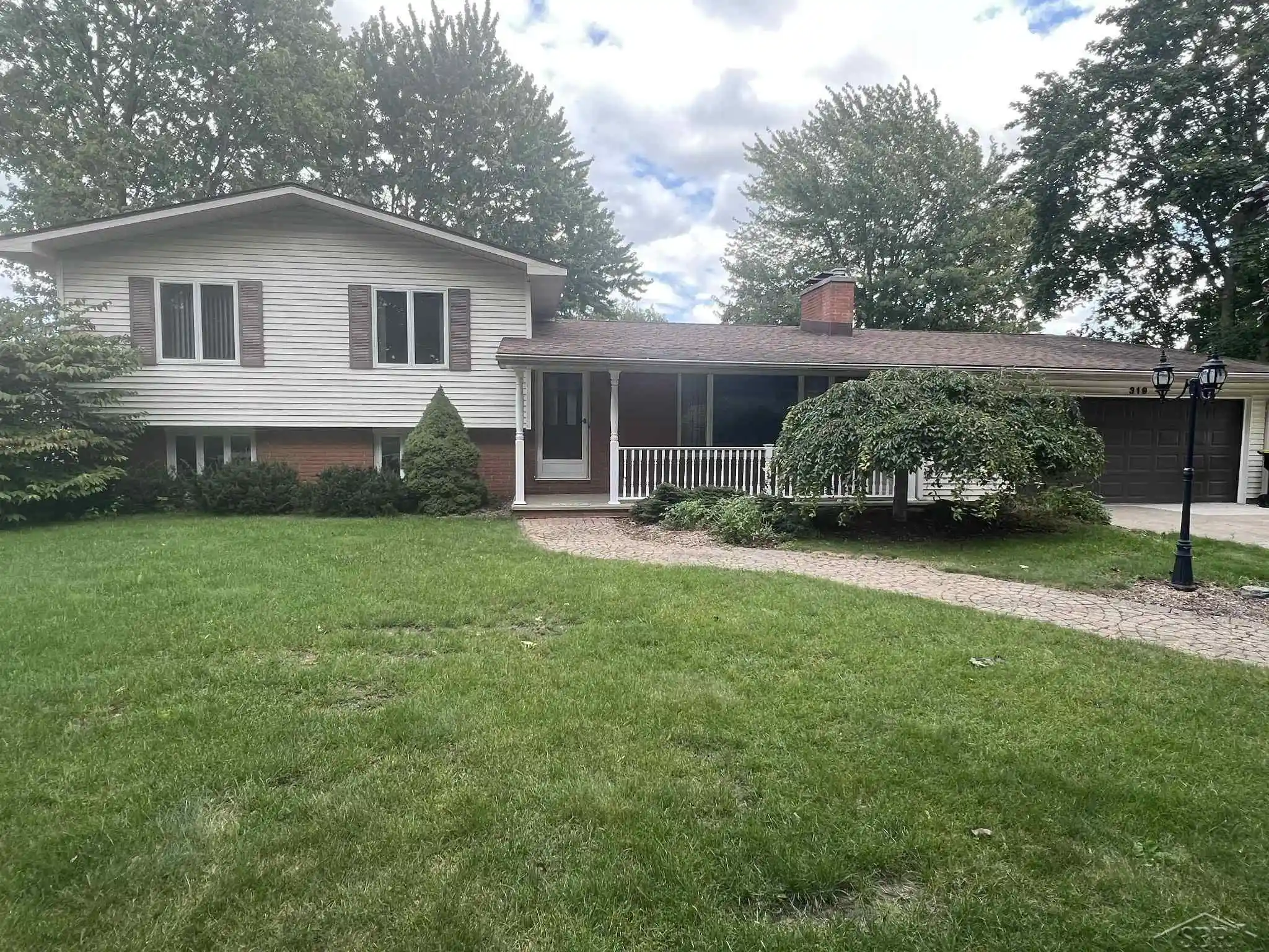 319 Price St, Auburn, MI 48611 | MLS# 50192231 | Houzeo