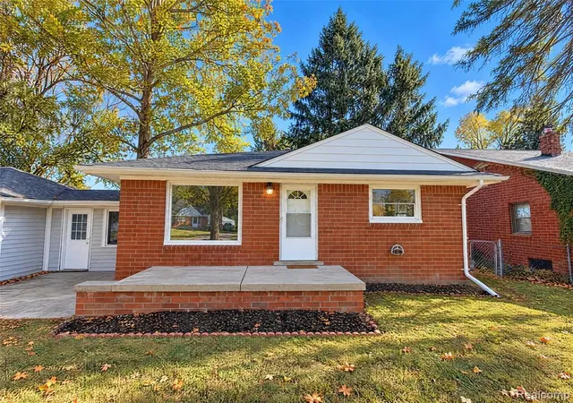 Photo 1 of Single family home for sale at 1601 Helen St, Inkster, MI 48141 1780 | MLS# 61041235 | Listing updated on 2026-10-30