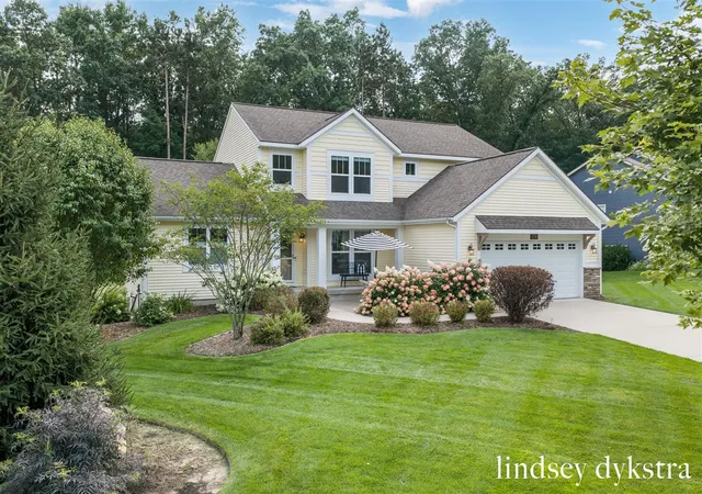 Photo 1 of Sale Pending at 4238 Oak Timbers Dr, Grand Rapids, MI 49525 | MLS# 70551772 | Listing updated on 2026-09-07