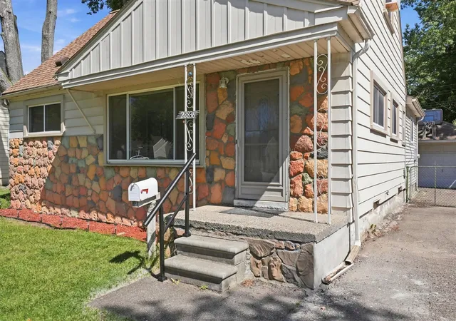 5th image of 28836 Marquette St, Garden City, MI 48135 | MLS# 70536374