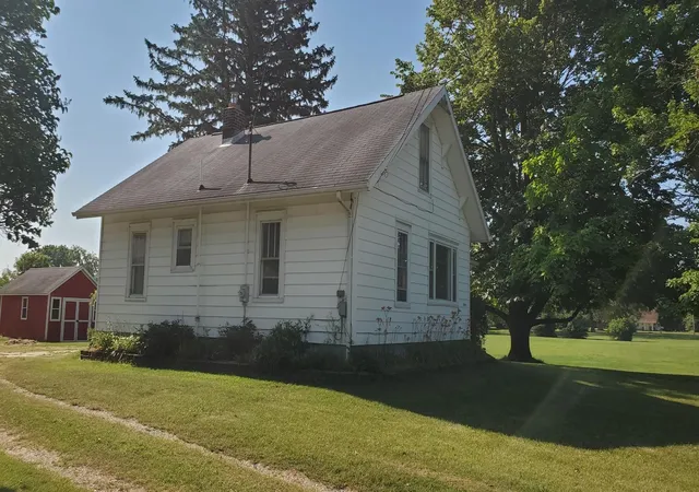 Homes for sale in Mount Pleasant, MI | 5869 S Mission Rd, Mount Pleasant, MI 48858 | MLS# 80070782