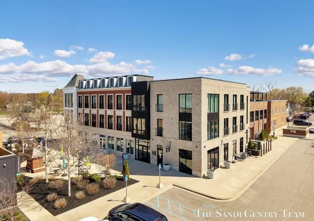 Homes for sale in Spring Lake, MI | 110 W Savidge St #203, Spring Lake, MI 49456 | MLS# 70533252
