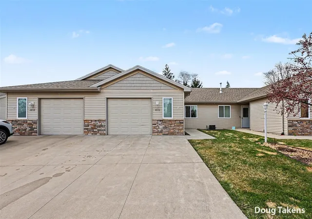 1st image of 2853 Harmony Ct, Wyoming, MI 49519 | MLS# 70521225