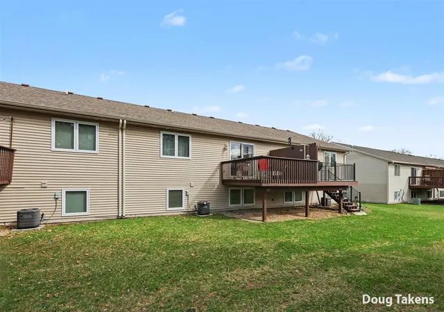 2nd image of 2853 Harmony Ct, Wyoming, MI 49519 | MLS# 70521225