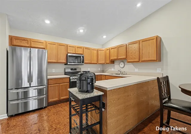 4th image of 2853 Harmony Ct, Wyoming, MI 49519 | MLS# 70521225