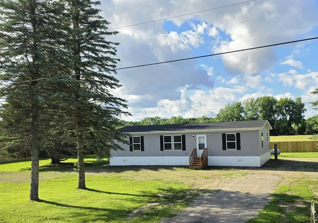 Homes for sale in Alma, MI | 4390 W Seaman Rd, Alma, MI 48801 | MLS# 80069837
