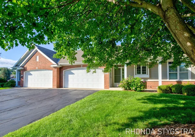 Photo 1 of Condo for sale at 4732 Charleston Ct, Holland, MI 49423 | MLS# 70553149 | Listing updated on 2026-08-31