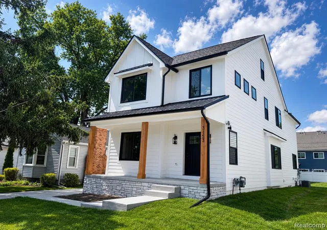 Photo 3 of Single family home for sale at 3153 Ellwood Ave, Berkley, MI 48072 | MLS# 60995691 | Listing updated on 2026-08-31