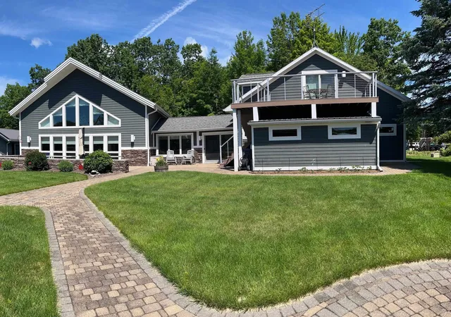 Homes for sale in Gladwin, MI | 4411 Betty Lee Blvd, Gladwin, MI 48624 | MLS# 50213063