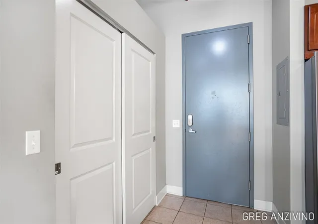 4th image of 533 Columbia Ave, Holland, MI 49423
