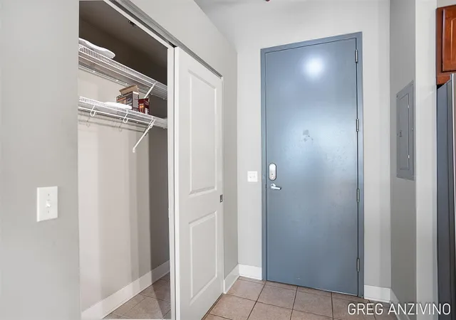 5th image of 533 Columbia Ave, Holland, MI 49423