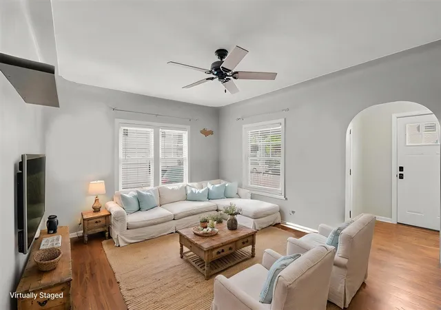 Photo 4 of Sale Pending at 703 Garfield Ave, Grand Rapids, MI 49504 | MLS# 70549625 | Listing updated on 2026-08-07