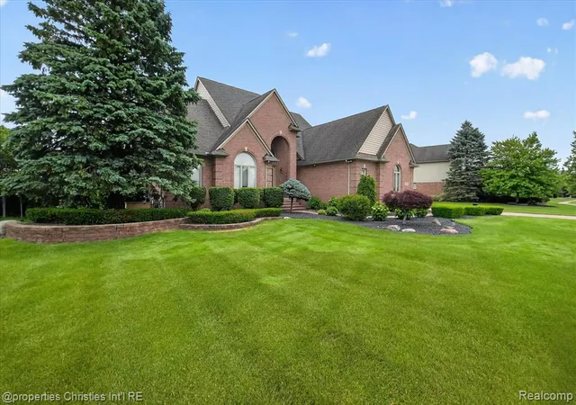 Homes for sale in Plymouth, MI | 11808 Landers Dr, Plymouth, MI 48170 | MLS# 61003681
