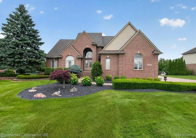 Homes for sale in Plymouth, MI | 11808 Landers Dr, Plymouth, MI 48170 | MLS# 61003681