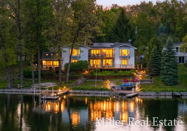 Homes for sale in Hastings, MI | 1589 Pleasant View Dr, Hastings, MI 49058 | MLS# 70533888