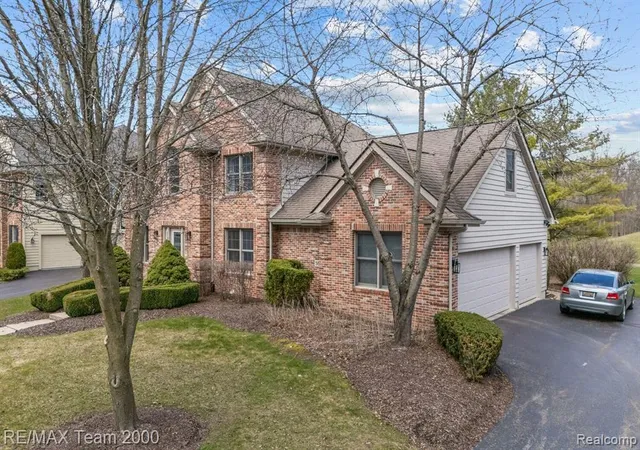 1st image of 5681 Woodfield Pkwy, Grand Blanc, MI 48439 | MLS# 60997534