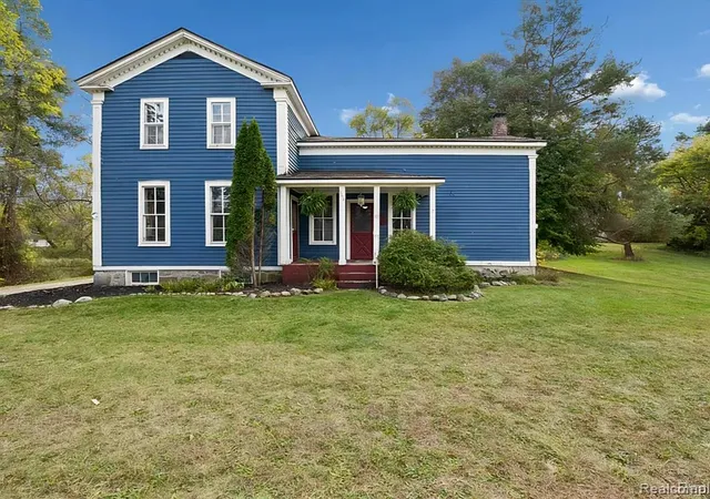 1st image of 13278 9 Mile Rd, South Lyon, MI 48178 9518 | MLS# 60985855