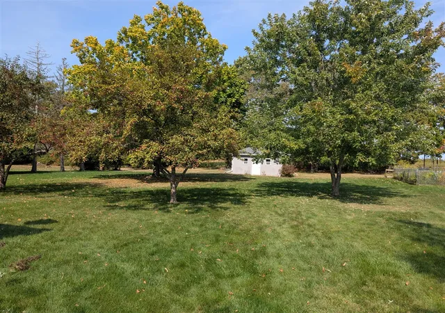 4th image of 752 Pasadena Dr, Owosso, MI 48867 | MLS# 70496405