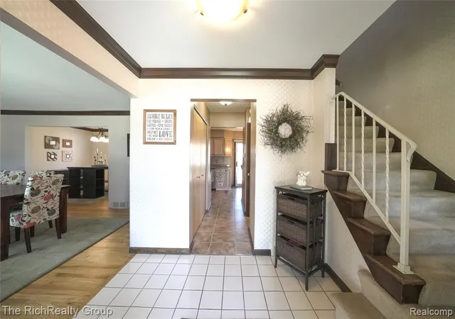 Photo 3 of Sale Pending at 27328 Lawrence Dr, Dearborn Heights, MI 48127 | MLS# 61020636 | Listing updated on 2026-08-30