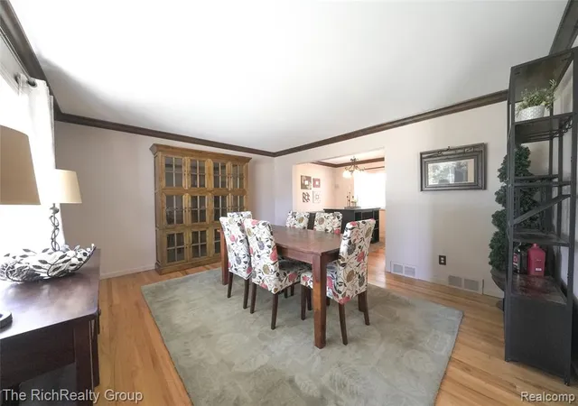 Photo 4 of Sale Pending at 27328 Lawrence Dr, Dearborn Heights, MI 48127 | MLS# 61020636 | Listing updated on 2026-08-30