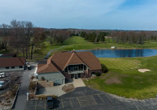 Homes for sale in Lake Isabella, MI | 1150 Queensway Dr, Lake Isabella, MI 48893 | MLS# 80017066