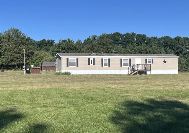 1st image of 91 70th Ave, Lakeview, MI 48850 | MLS# 70554306