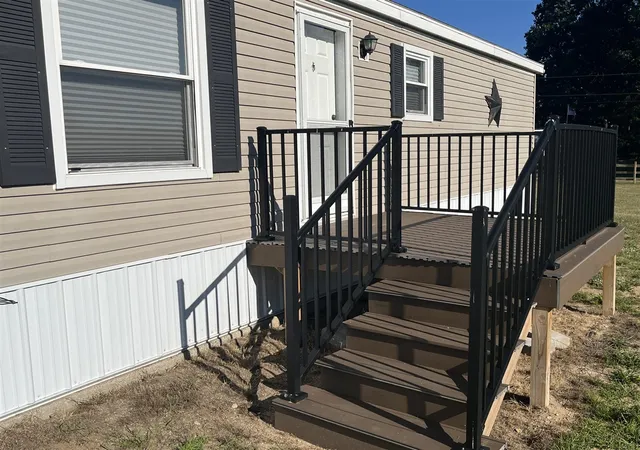 3rd image of 91 70Th Ave, Lakeview, MI 48850 | MLS# 70554306