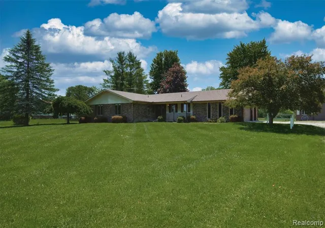 Homes for sale in Lenox, MI | 29940 29 Mile Rd, Lenox, MI 48048 1129 | MLS# 60999309