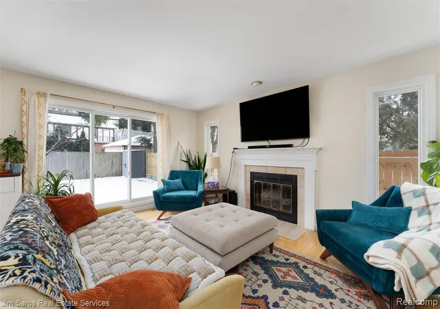 Homes for sale in Grosse Pointe Farms, MI | 346 Mckinley Ave, Grosse Pointe Farms, MI 48236 3421 | MLS# 60968600