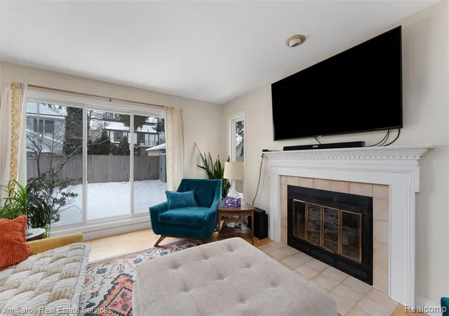 Homes for sale in Grosse Pointe Farms, MI | 346 Mckinley Ave, Grosse Pointe Farms, MI 48236 3421 | MLS# 60968600