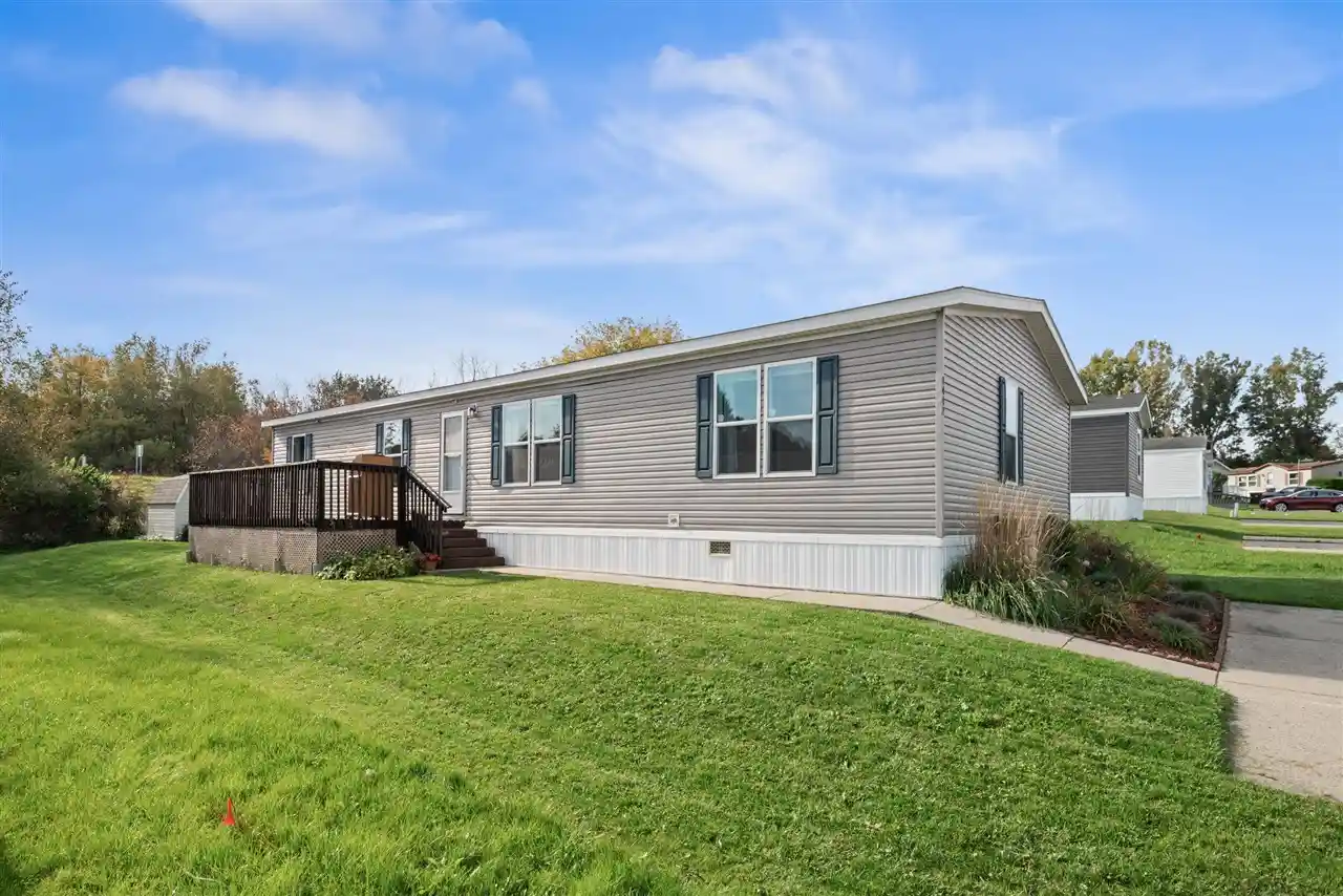 Photo 1 of Sale Pending at 1442 Red Oak Ln, Belmont, MI 49306 | MLS# 70563893 | Listing updated on 2026-10-27