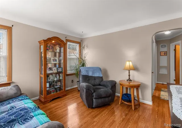 Photo 3 of Sale Pending at 1051 Capitol Ave, Lincoln Park, MI 48146 | MLS# 60325129 | Listing updated on 2025-06-20