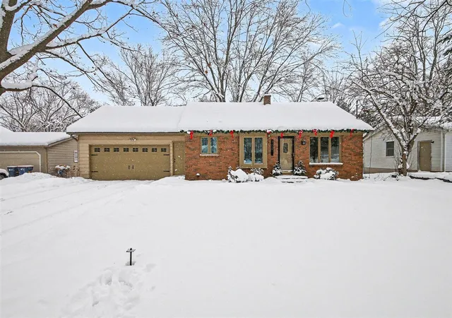 1st image of 700 Oakhurst Ave, Grand Rapids, MI 49504 | MLS# 70512416