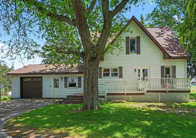 Photo 2 of Single family home for sale at 4250 Dickerson Rd, Akron, MI 48701 | MLS# 50211364 | Listing updated on 2026-09-21