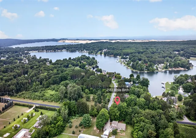 Photo 3 of Sale Pending at 2183 N White Birch Dr, Mears, MI 49436 | MLS# 70551715 | Listing updated on 2026-08-30