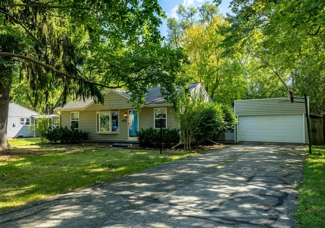 Photo 2 of Single family home for sale at 3163 Baylis Dr, Ann Arbor, MI 48108 | MLS# 70554455 | Listing updated on 2026-09-01