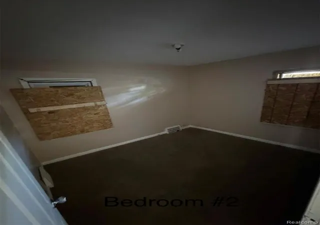 Photo 4 of Sale Pending at 19326 Rogge St, Detroit, MI 48234 3027 | MLS# 61001078 | Listing updated on 2026-09-12