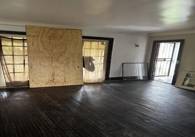Photo 3 of Sale Pending at 1991 Lawrence St, Detroit, MI 48206 | MLS# 70536243 | Listing updated on 2026-08-20