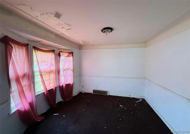 12th image of 18241 Kentfield St, Detroit, MI 48219 | MLS# 60950528