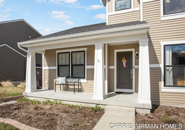 3rd image of 14525 Windway Dr, Grand Haven, MI 49417 | MLS# 70521175