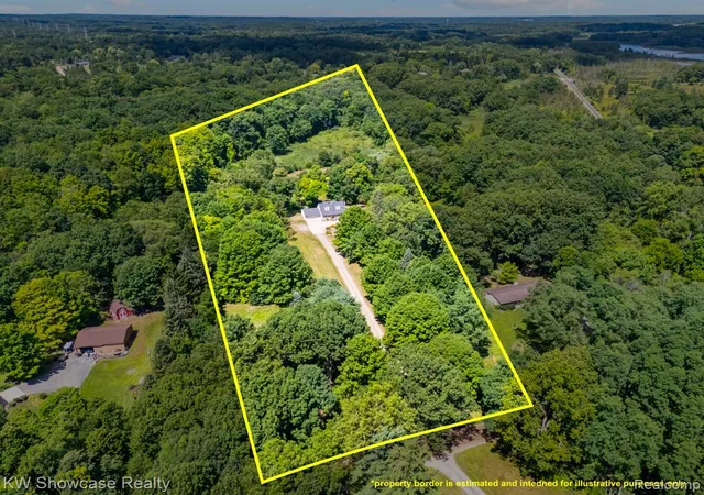 Photo 3 of Sale Pending at 11343 Eagle Rd, Davisburg, MI 48350 | MLS# 61016172 | Listing updated on 2026-08-20