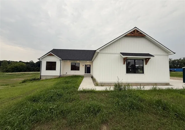 2nd image of 1350 Riggle Rd, Saranac, MI 48881 | MLS# 70542749