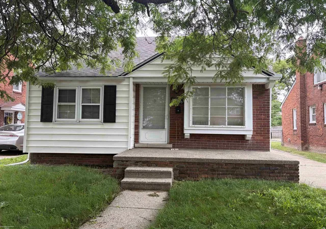 Photo 2 of Single family home for sale at 14450 E State Fair St, Detroit, MI 48205 | MLS# 50212700 | Listing updated on 2026-07-15
