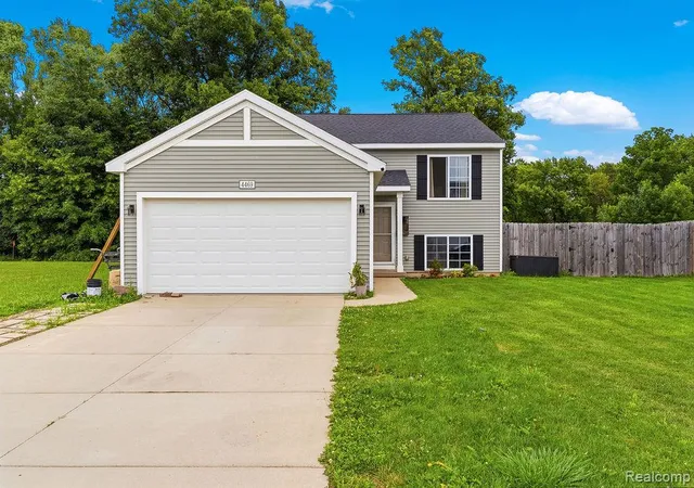 3rd image of 4469 Soya Ave, Swartz Creek, MI 48473 | MLS# 61006725