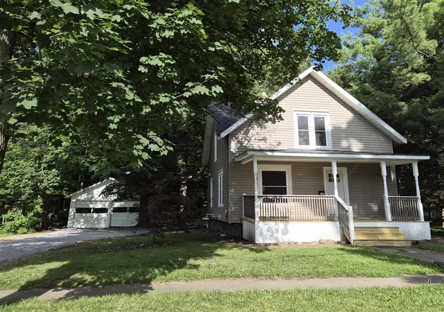 Homes for sale in Three Rivers, MI | 317 N Grant Ave, Three Rivers, MI 49093 | MLS# 70541044
