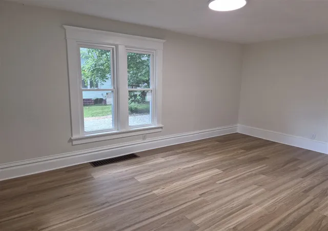 3rd image of 317 N Grant Ave, Three Rivers, MI 49093 | MLS# 70541044